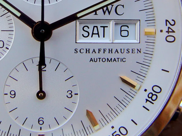 IWC GST Ref.3707の針、日付・曜日表示、サブダイヤルの拡大